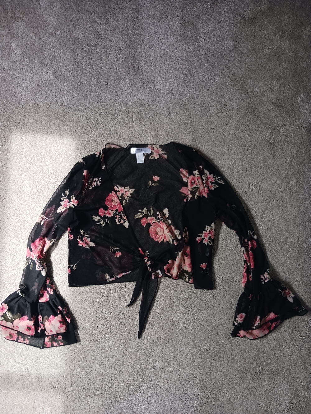 Streetwear Society Black Sheer Tie-Front Floral Blouse